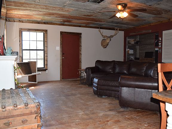 2nd image of 400 E College St