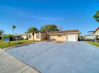 16330 SW 109th Ave, Miami, FL 33157