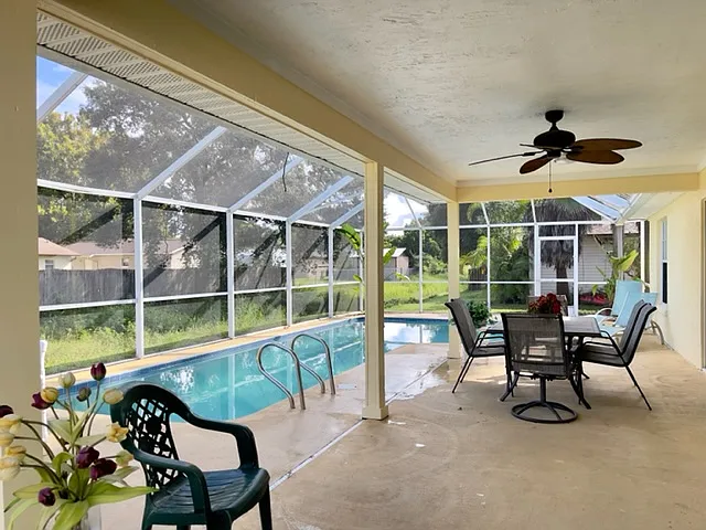 1088 Woodsmere Pkwy — Photo 15