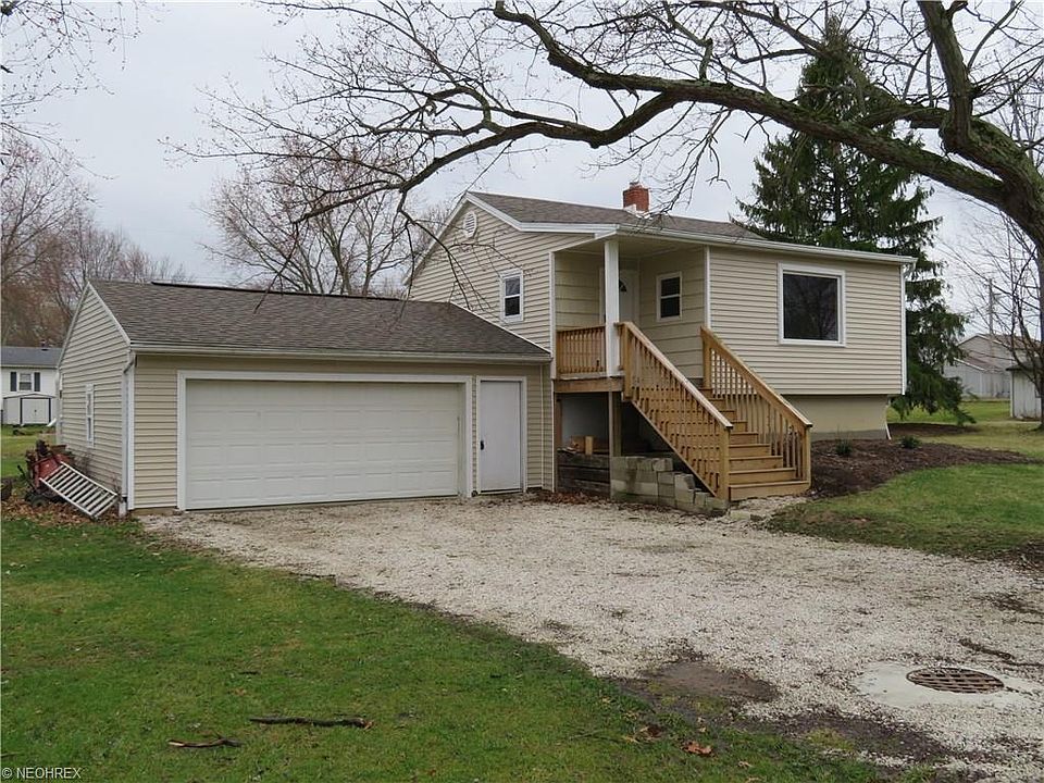 1st image of 122 Garden St