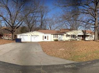 909 Owen Point Rd, Camdenton, MO 65020