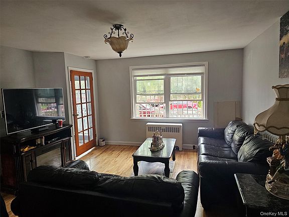 3rd image of 11474 225th Street