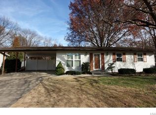2055 Lindsay Ln, Florissant, MO