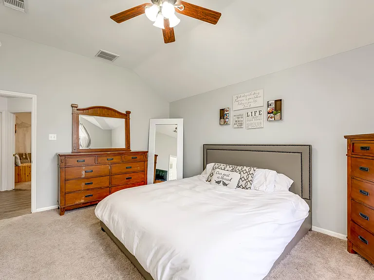 3625 Hawk Ridge St — Photo 20