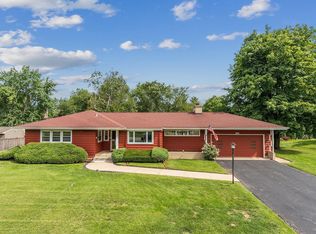 2405 Erskine Rd, Joliet, IL 60433