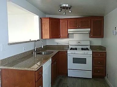 2nd image of 136 E 21st St #B103