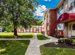 97 Birch St #2B, Kingston, NY 12401