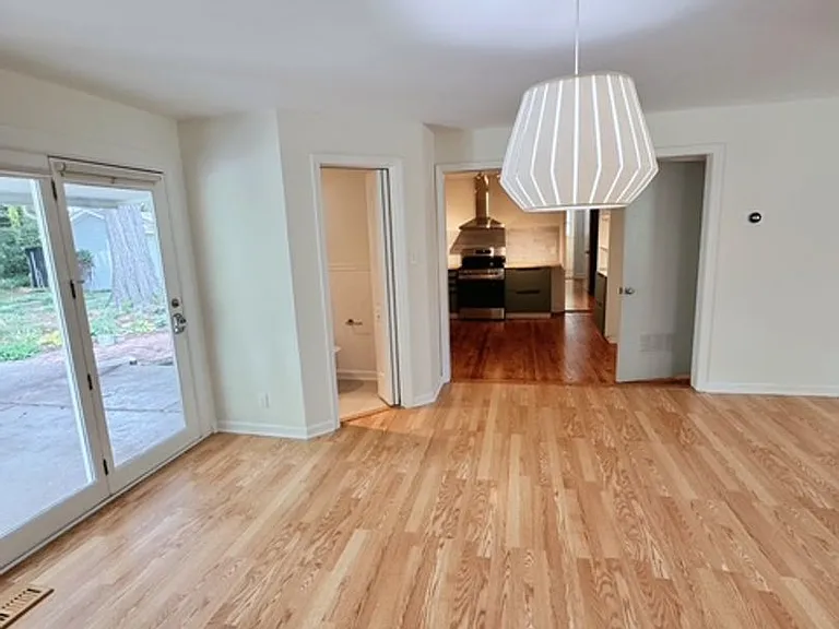 3028 Dixon Rd — Photo 7