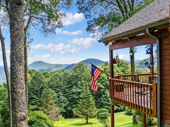 590 Ridgeway Rd, Mars Hill, NC 28754