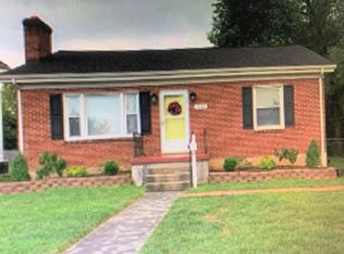1302 Roanoke Blvd, Salem, VA 24153