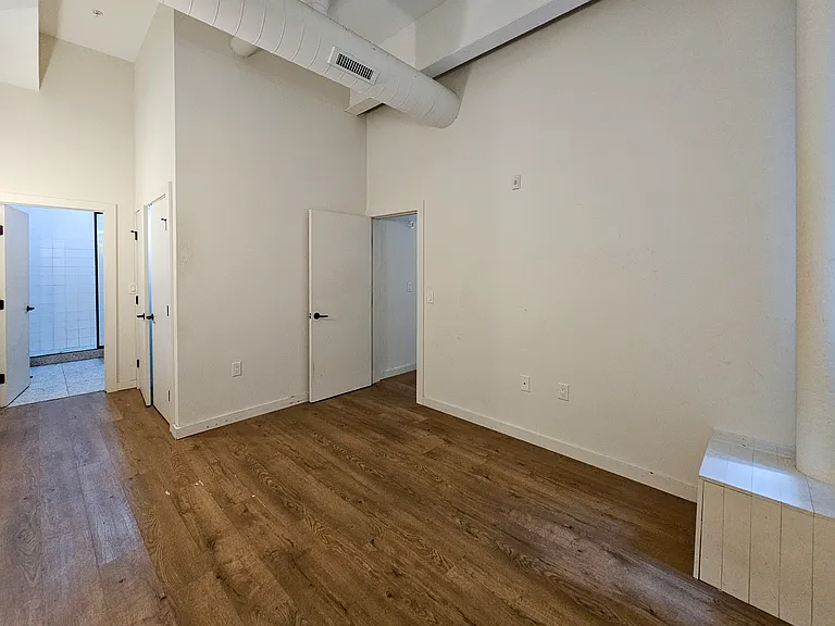 619 N 35th St #102 — Photo 12