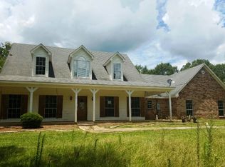 404 Mims Gregory Rd, Mendenhall, MS 39114