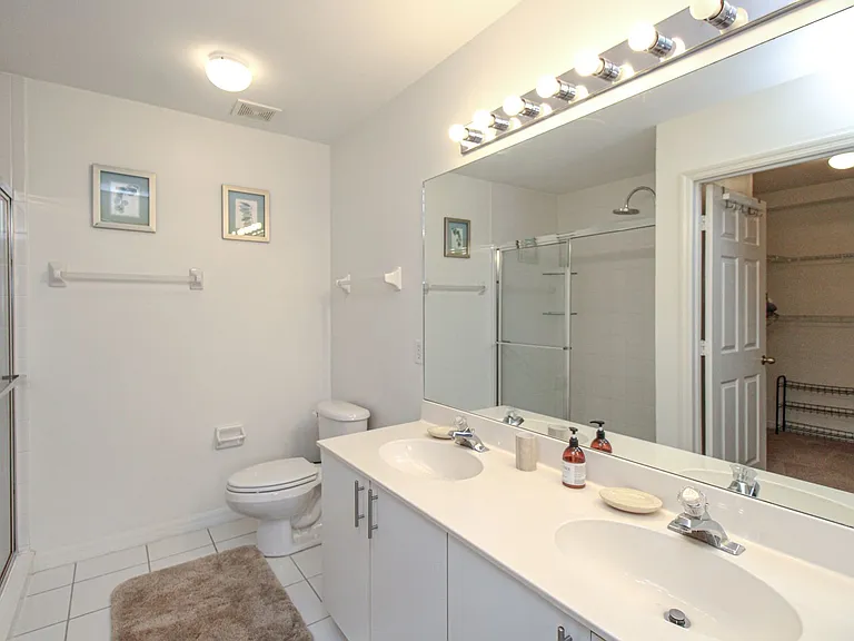 519 Roma Ct #3208 — Photo 36