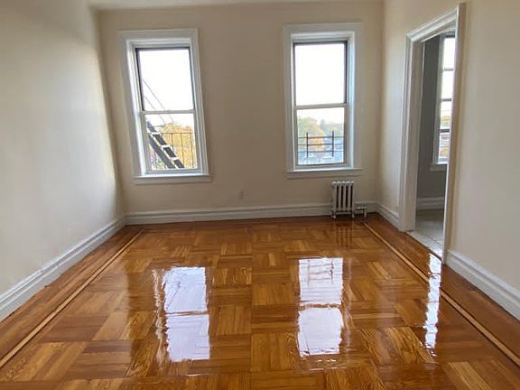 3rd image of 84-06 109th St #E3