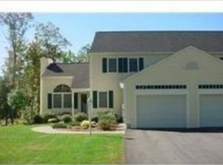 210 Kent Farm Rd, Hampstead, NH 03841