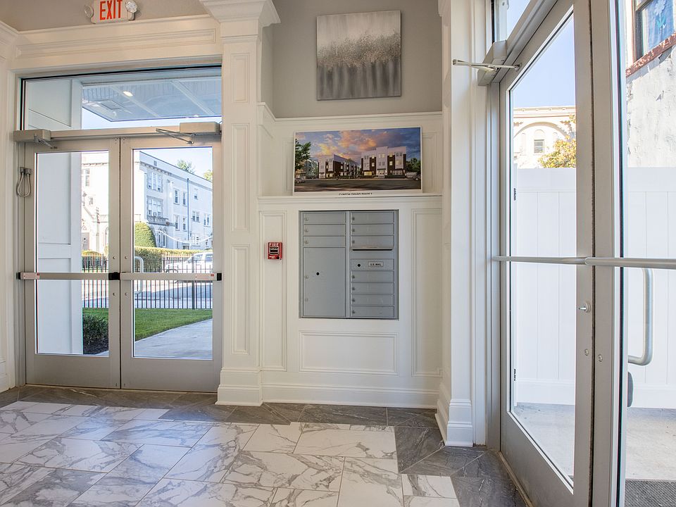 Grande Entrance