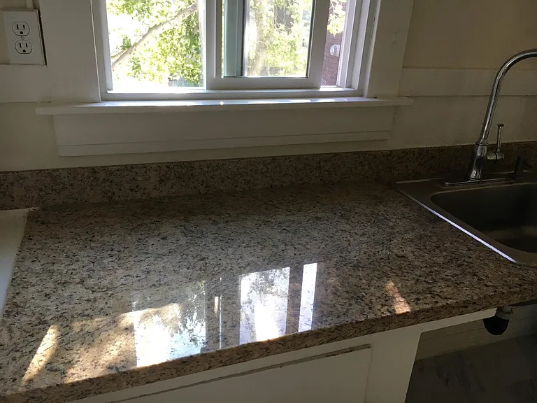2214 Haste St #5 — Photo 8