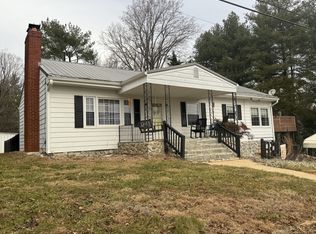 12477 N Old Moneta Rd, Moneta, VA 24121