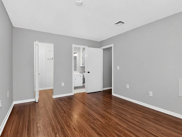 4804C Spring Lake Dr — Photo 14