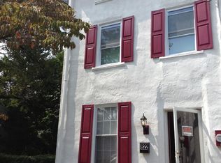 822 Manatawna Ave, Philadelphia, PA