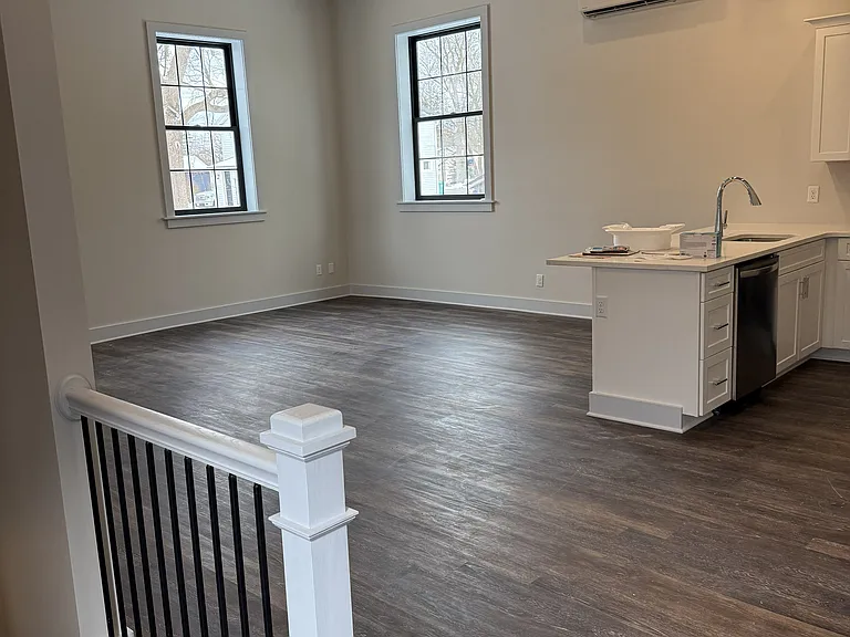 10626 Main St #A — Photo 8