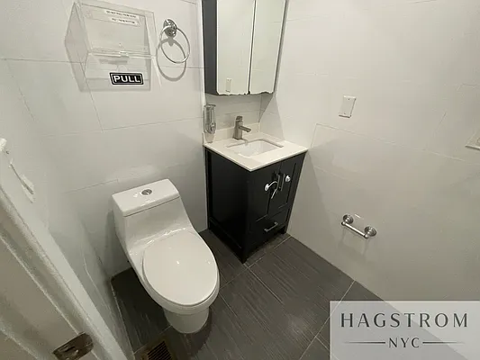 Rented by Hagstrom Management Inc | media 11