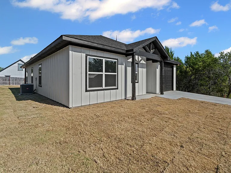 3400 Hilltop Rd — Photo 3