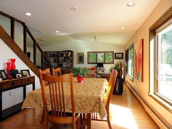 3rd image of 1341 Overhill Dr