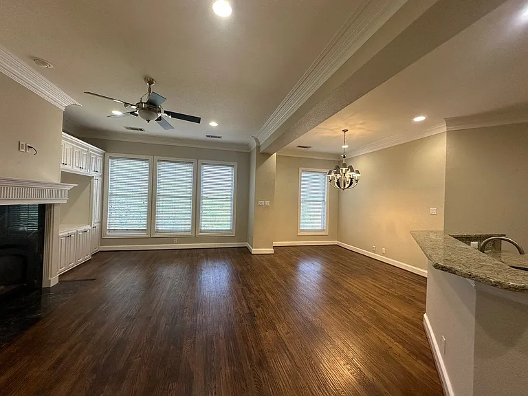 11351 Hilltop Rd — Photo 36