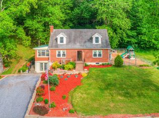 398 Boyd St, Buchanan, VA 24066