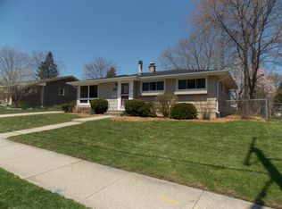4914 67th St, Kenosha, WI 53142