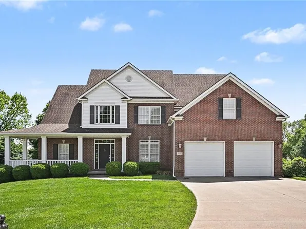 4704 Lakeridge Ct, Saint Joseph, MO 64506