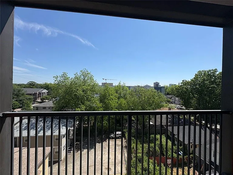 525 Parkway Dr NE #512 — Photo 19