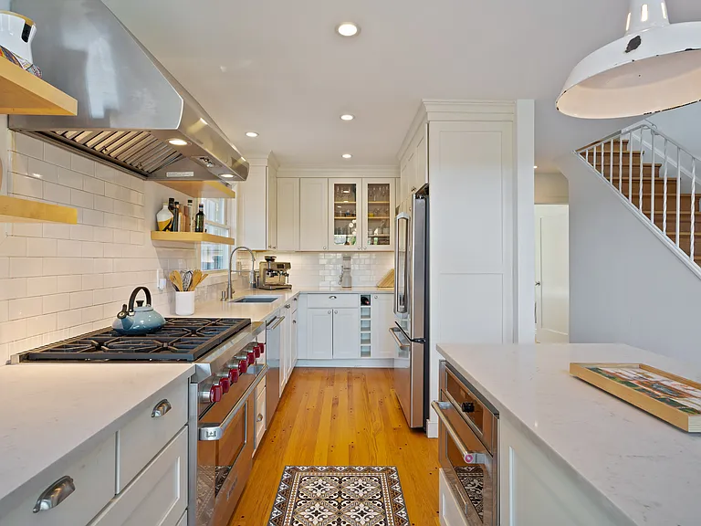 268 Fairview Ave — Photo 13