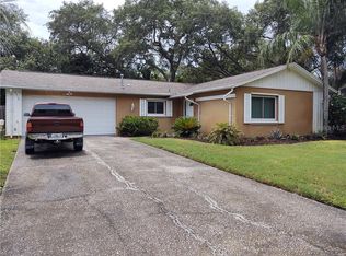 1818 Lillian Ave, Tarpon Springs, FL 34689
