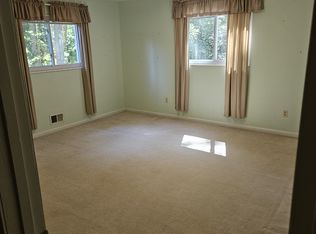 18309 Cabin Rd ROOM 2, Triangle, VA 22172
