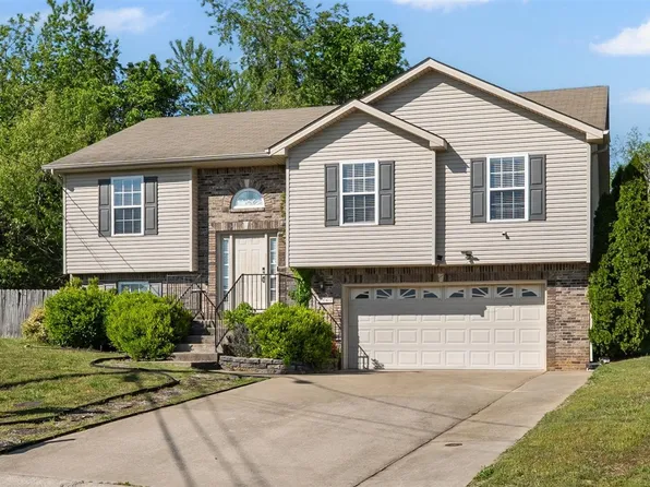 3443 Queensbury Rd, Clarksville, TN 37042