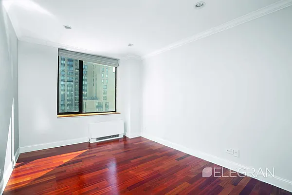 Rented by (Legacy) Elegran | media 27