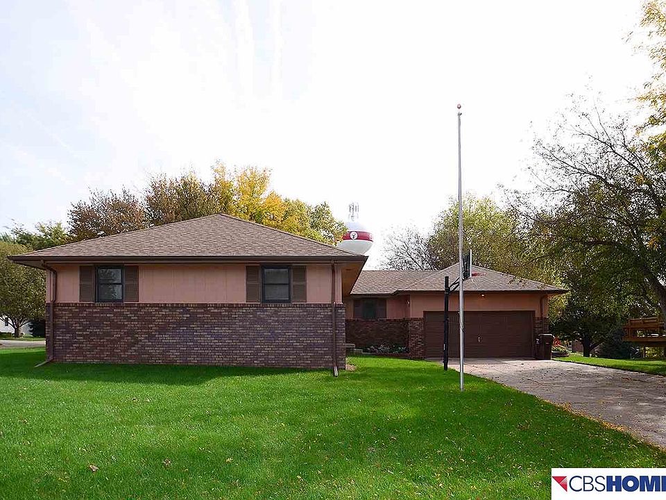 1st image of 3829 N 206th St