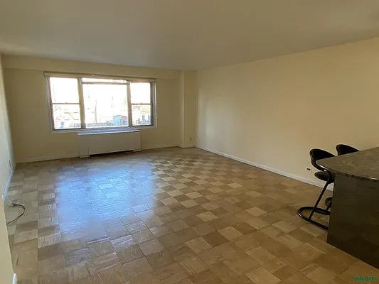 Rented by Akam Sales and Brokerage | media 17