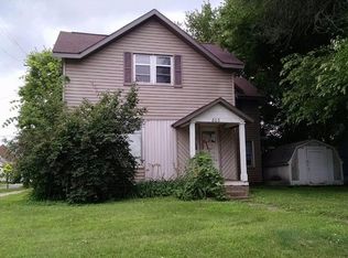 803 5th St W, Winona, MN 55987