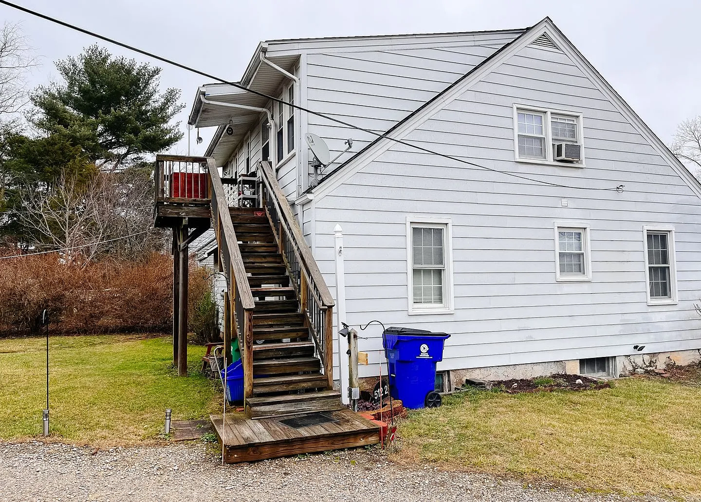 2 Bedroom, 1 Bath Apartment off South Main — Photo 3