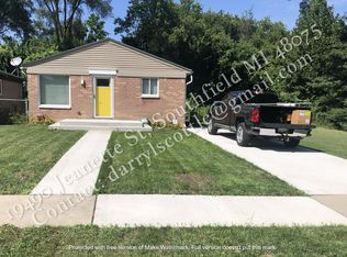 19490 Jeanette St, Southfield, MI 48075