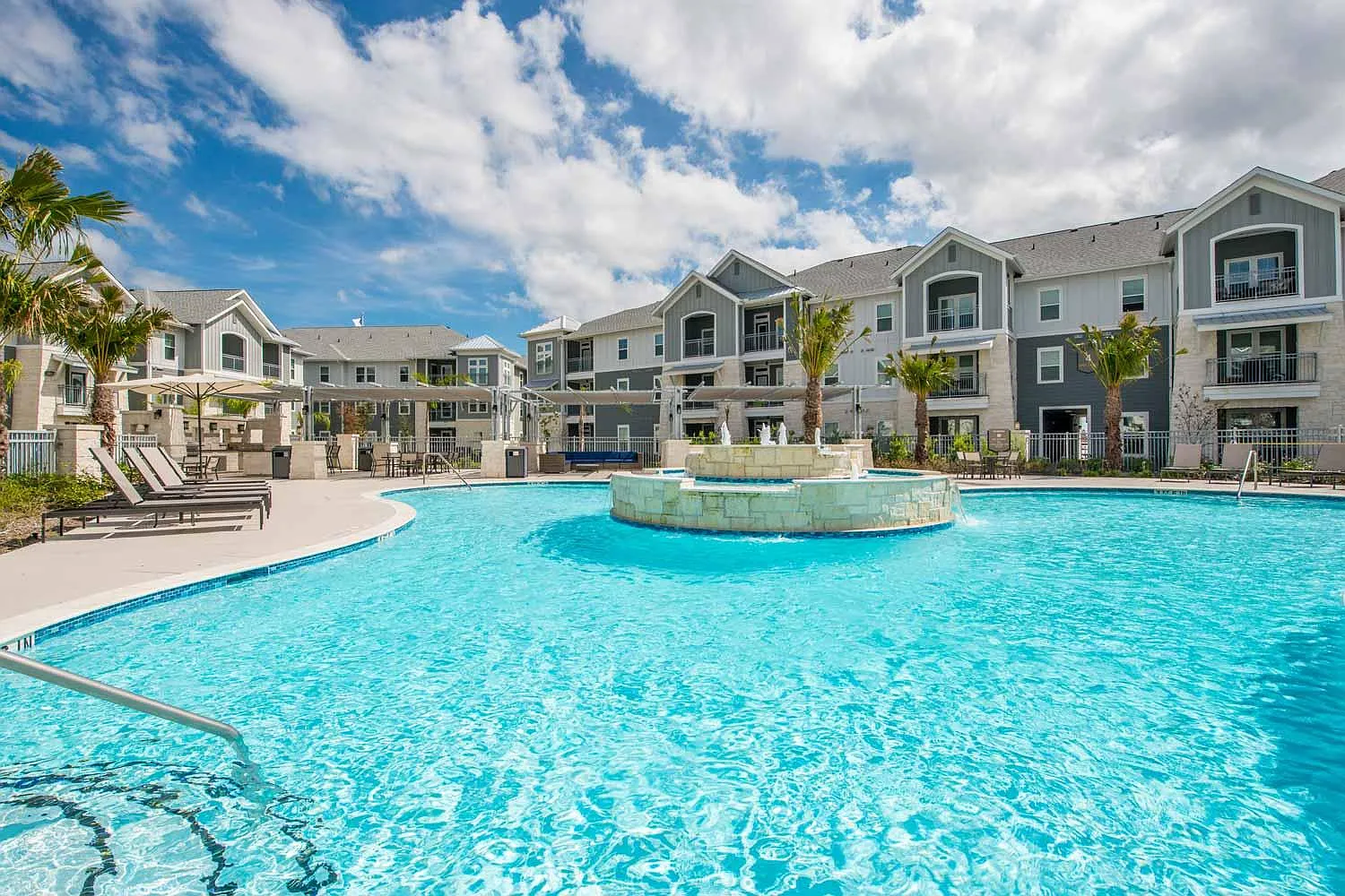 Catalon at Lago Mar I & II — Photo 1