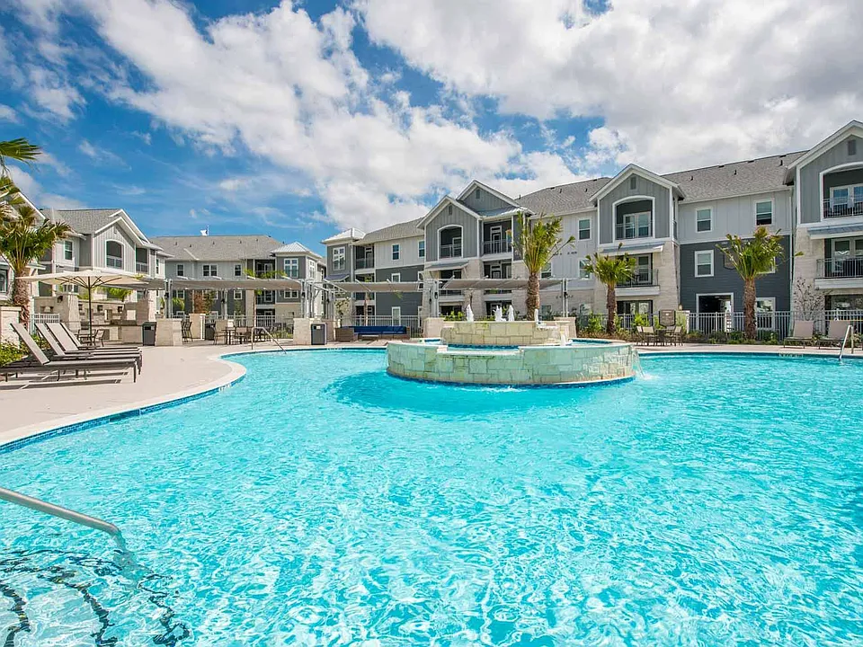 Catalon at Lago Mar I & II