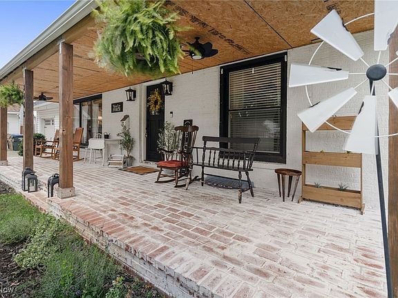 4th image of 3443 Atterbury St