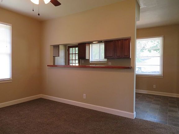 3rd image of 2471 Brewster Ave