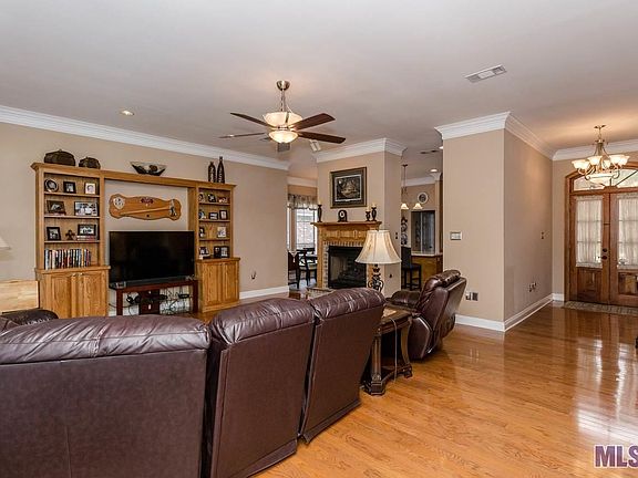 5th image of 13394 W Lakeshore Dr