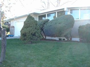 5915 S Steele St, Centennial, CO 80121