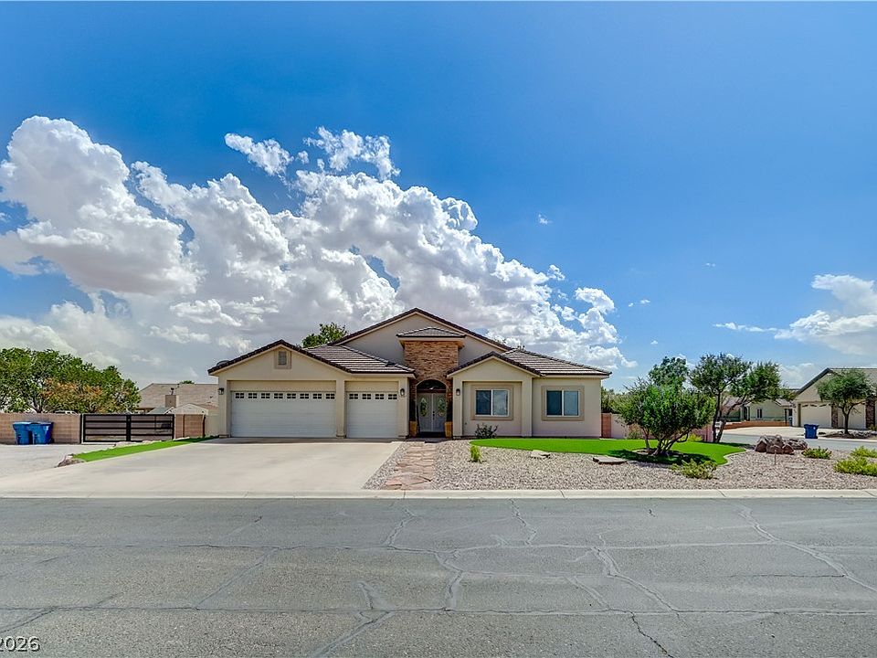 1st image of 1461 Lake Valley Dr